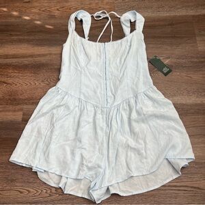 NWT Light Blue Hook and Eye Romper with Tie-Back Wild Fable Size Medium